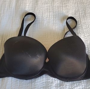 Victoria's Secret wear Everywhere lightly lined